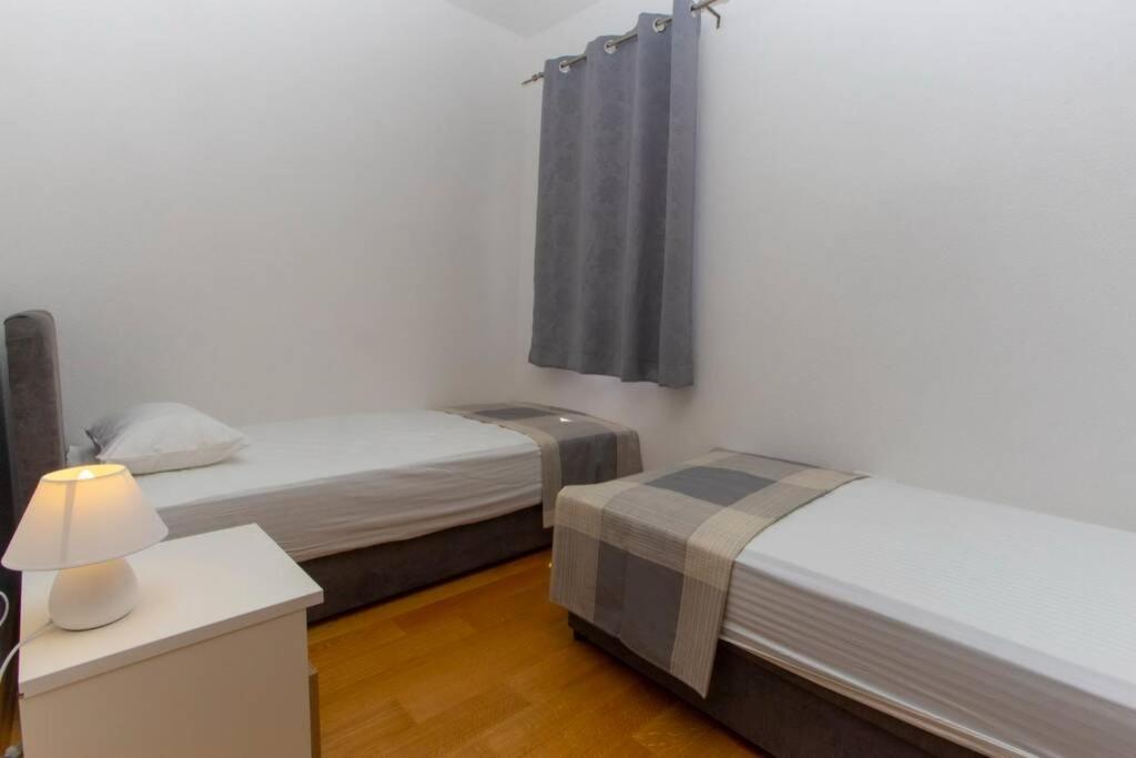 Apartments Vladimir #4 Makarska Ngoại thất bức ảnh